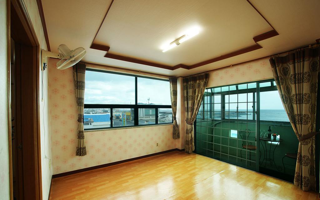 Family Pension ソギポ エクステリア 写真